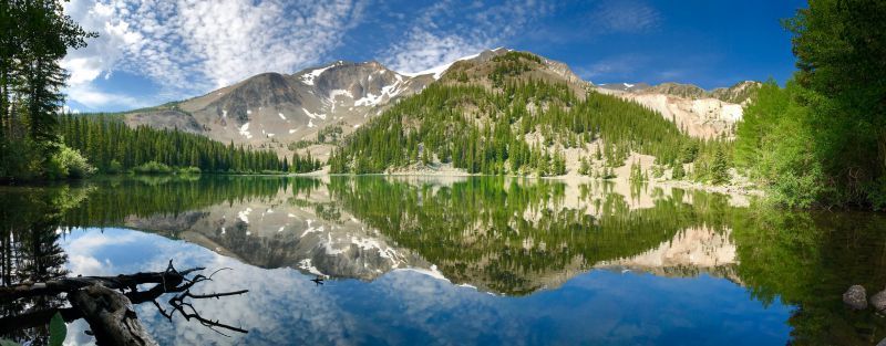 Mount Sopris behind Thomas Lake