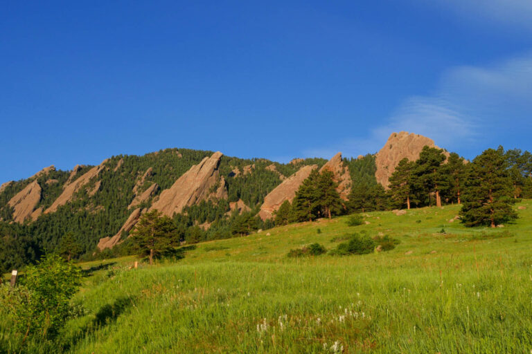 10 MUST DO Hikes Near Boulder Colorado